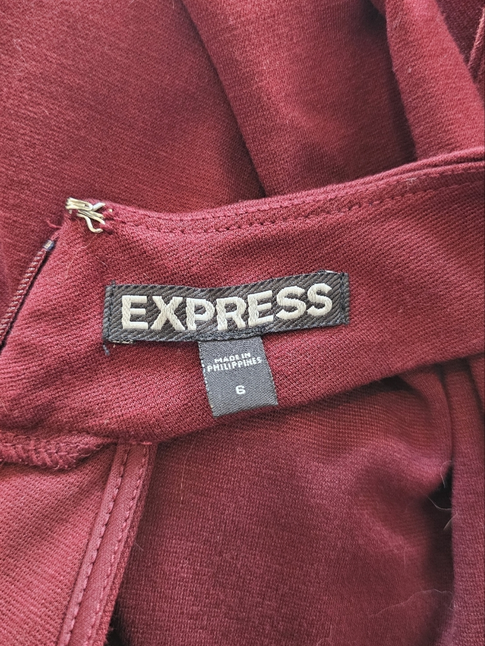 Express Halter Bodycon Mini Dress in Burgundy - Size 6 - Picture 3 of 3